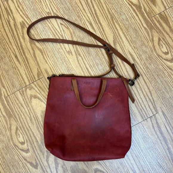 Able red leather minimalist slow fashion top zip tote crossbody purse bag - Picture 1 of 5